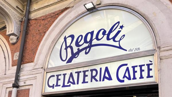 羅馬 Maritozzo 生乳包｜Regoli 百年甜點店完整介紹與必吃攻略